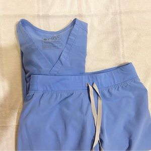 Figs ciel blue xs scrub set.